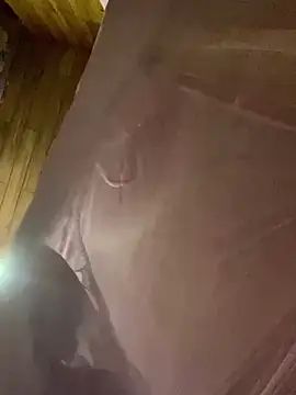 Snapshot of __Sunflower__ chatting on 04-11-26, 01:04 Sunflower online show from 04-11-26, 01:04