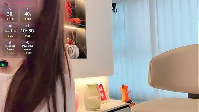 Snapshot of tingting-youu chatting on 04-14-26, 10:32 tingting-youu online show from 04-14-26, 10:32