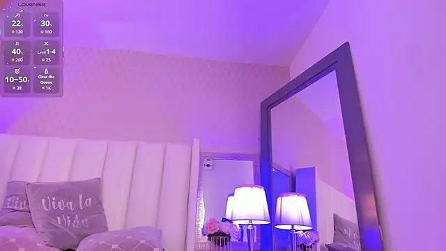 NinaCarter online show from 04-09-26, 06:19