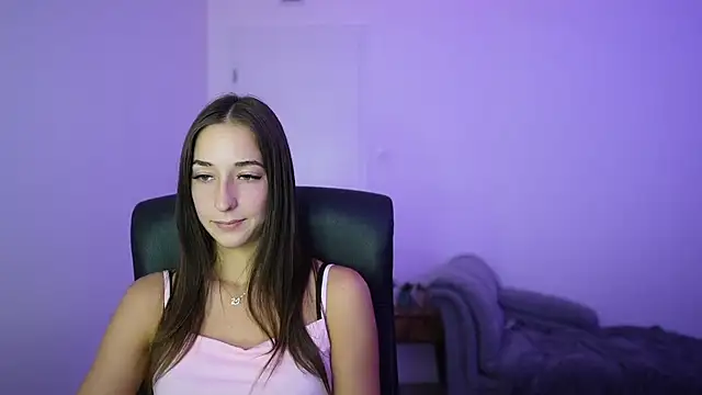 Crystalbrunette18 online show from 07-04-26, 01:06