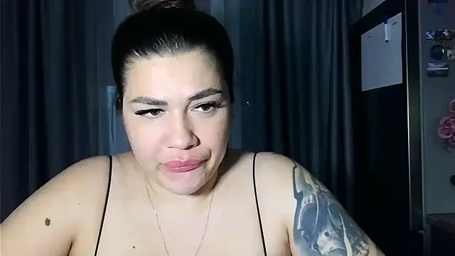 miss preggie online show from 04-07-26, 06:52