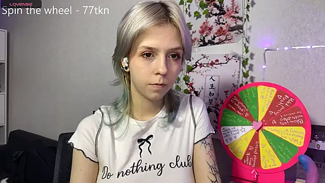 LunaBless online show from 06-22-26, 11:13