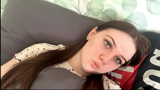 Snapshot of Dosya2034 chatting on 04-12-26, 10:53 Dosya2034 online show from 04-12-26, 10:53