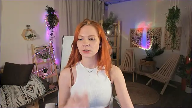 LisaAris online show from 04-19-26, 06:10