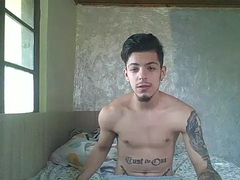 robertmrn112 online show from 05-19-26, 10:54