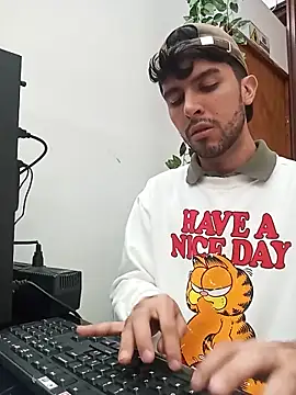 RodrigoColby2 online show from 05-09-26, 10:15