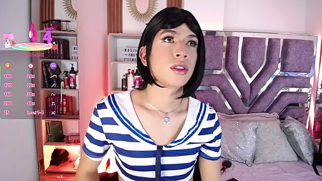 Snapshot of Eva__Walker chatting on 05-20-26, 11:11 Eva Walker online show from 05-20-26, 11:11