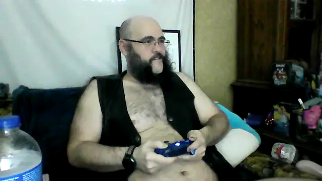 BriTheTopBear online show from 05-23-26, 11:53