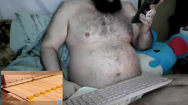 BriTheTopBear online show from 06-21-26, 11:40