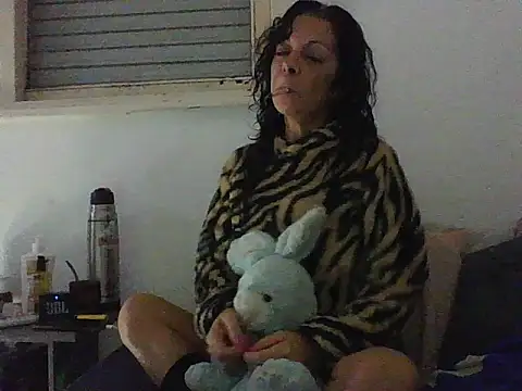 luly mariposa online show from 05-09-26, 04:28