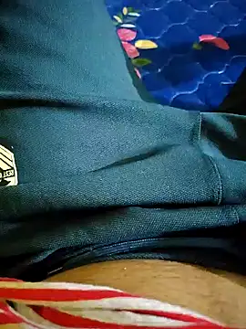 Snapshot of Bala310 chatting on 04-06-26, 11:55 Bala310 online show from 04-06-26, 11:55