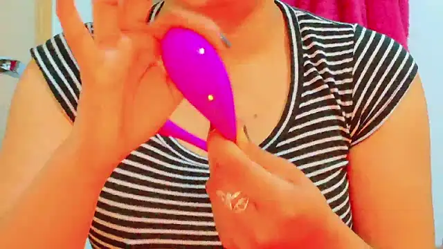 MojaditPussy online show from 04-18-26, 08:51