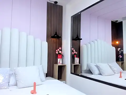 AlesaKinky online show from 04-08-26, 12:49