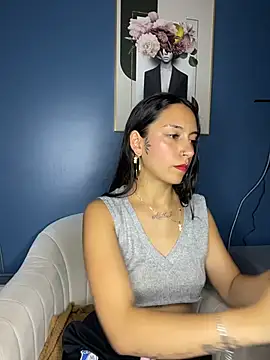 DulceLatinaxo online show from 04-08-26, 08:20