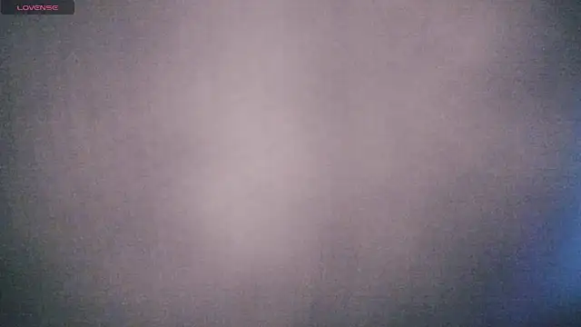 Snapshot of cherlyn_1 chatting on 05-26-26, 01:40 cherlyn 1 online show from 05-26-26, 01:40