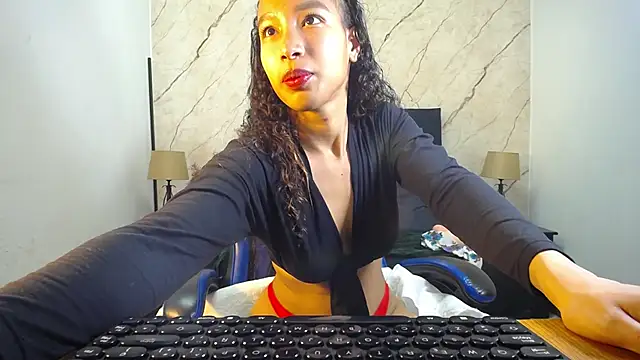 hasley cute online show from 04-18-26, 06:56
