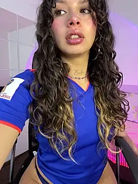 Dreanaa online show from 06-19-26, 07:06