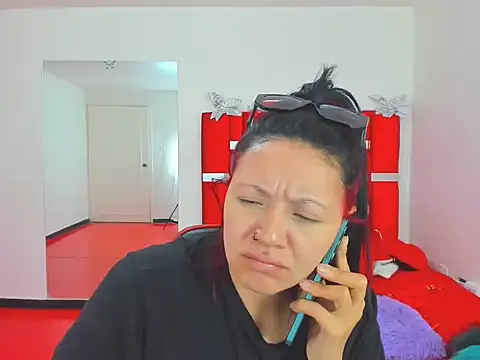 scarlett red 1 online show from 05-19-26, 03:40