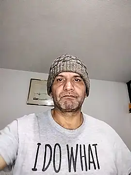 Snapshot of Senkoreman_hard chatting on 04-14-26, 02:39 Senkoreman hard online show from 04-14-26, 02:39