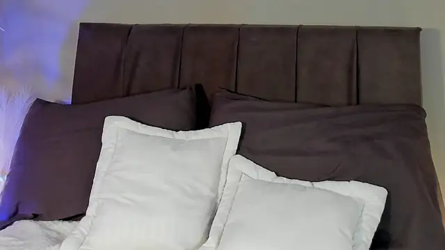 Alexander Diazz online show from 06-11-26, 02:48