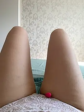 Snapshot of Cofeblond chatting on 04-14-26, 06:30 Cofeblond online show from 04-14-26, 06:30