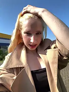michelle lovique online show from 07-12-26, 06:59