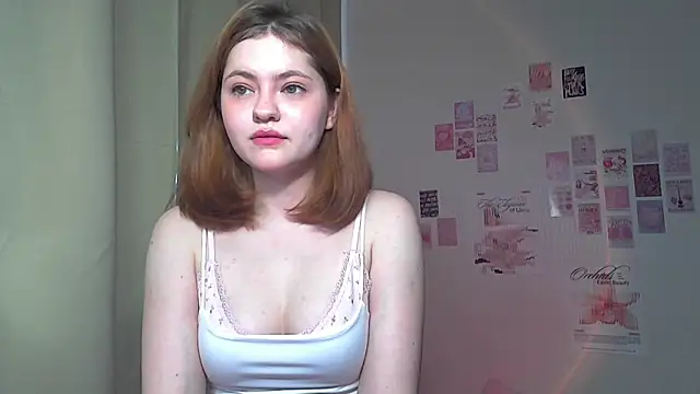 Snapshot of lexie_foxx chatting on 04-14-26, 12:00 lexie foxx online show from 04-14-26, 12:00