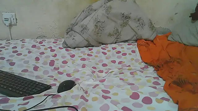 issabelaluna online show from 04-29-26, 05:41