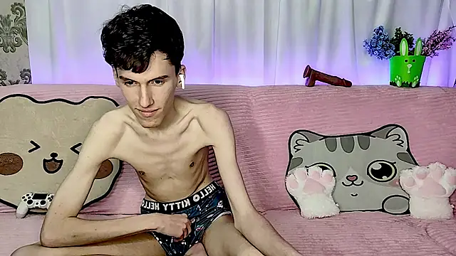 GoodBoyLuca online show from 06-22-26, 03:25