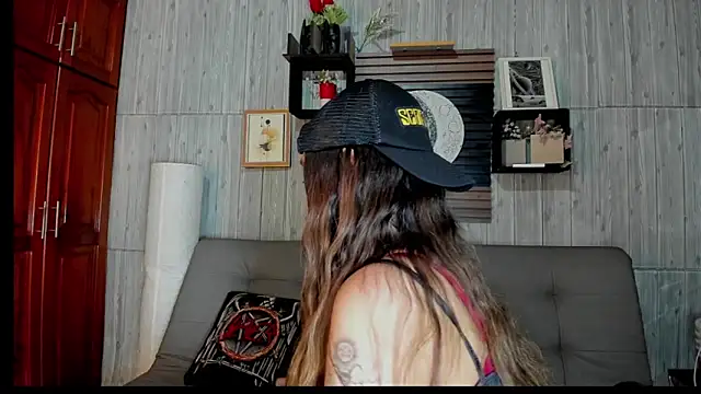 Snapshot of Alucarda666 chatting on 07-01-26, 08:52 Alucarda666 online show from 07-01-26, 08:52