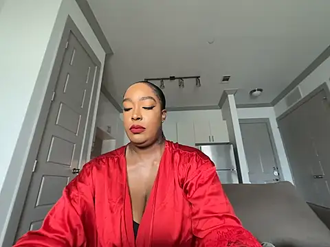 Tia Lovely online show from 05-07-26, 06:24