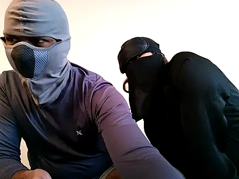 Snapshot of fathima_krishna chatting on 04-15-26, 09:05 fathima krishna online show from 04-15-26, 09:05