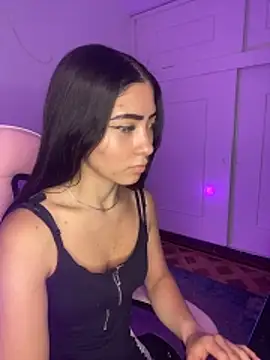 Snapshot of AMBERBUNNY_ chatting on 04-17-26, 01:25 AMBERBUNNY online show from 04-17-26, 01:25
