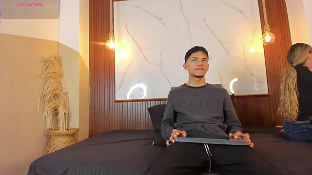 Eroticxcouple online show from 05-20-26, 05:30