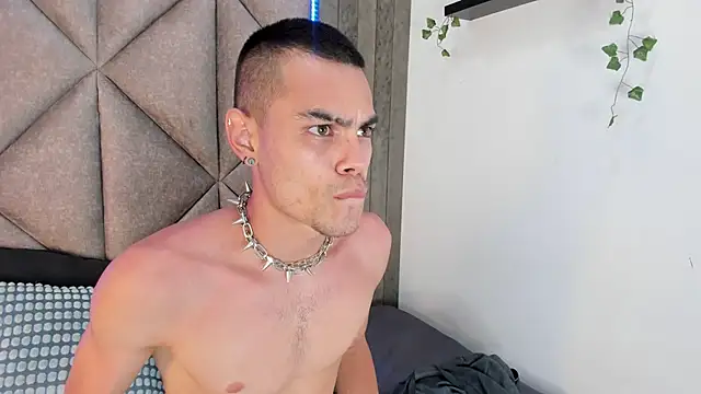 RomeoBoselli   online show from 04-09-26, 07:52