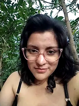 sienna elara online show from 04-09-26, 10:42