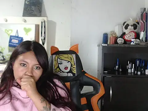 dulcemaria1918 online show from 04-16-26, 04:24