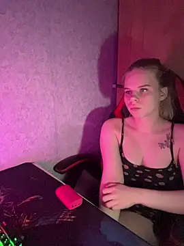 VioletEcho online show from 04-10-26, 08:24