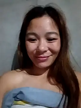 mia0033 online show from 05-10-26, 10:48