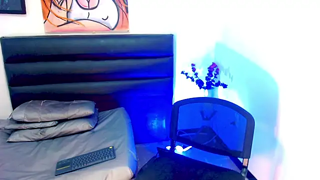 Mia dasilva  online show from 06-22-26, 06:27