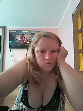 wildaurax online show from 05-25-26, 07:14
