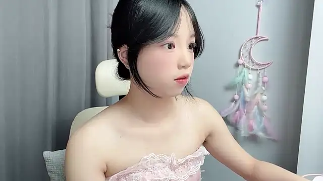 Xiaoqing00 online show from 05-20-26, 02:40