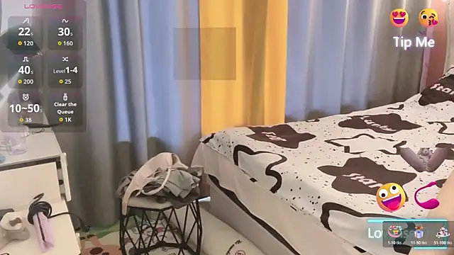 Snapshot of zhnly chatting on 04-09-26, 05:29 zhnly online show from 04-09-26, 05:29