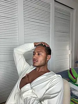 DTKXXV online show from 04-10-26, 10:42