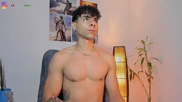 Snapshot of Alex_zt7 chatting on 05-01-26, 08:02 Alex zt7 online show from 05-01-26, 08:02