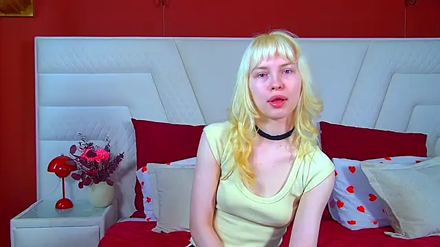 HannahHollis online show from 05-26-26, 06:20