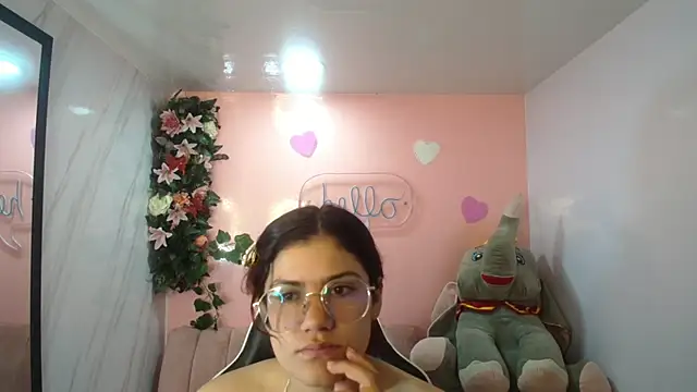 Scarlett jhonson ch online show from 04-15-26, 12:56
