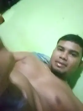 Snapshot of JosueA01 chatting on 04-08-26, 10:54 JosueA01 online show from 04-08-26, 10:54