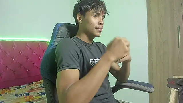 skinny sam online show from 04-18-26, 02:48