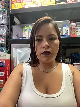 MIA ROSSEEE online show from 05-28-26, 01:08
